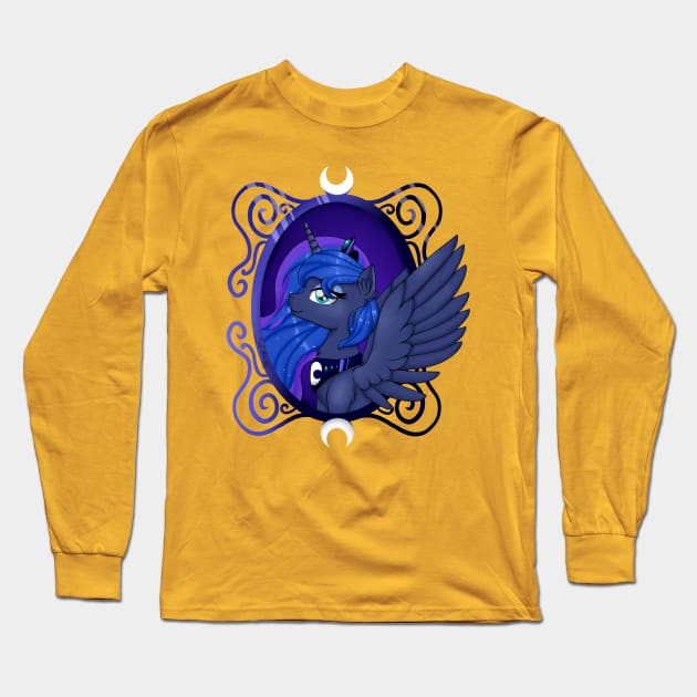 Luna portrait Long Sleeve T-Shirt by Spokenmind93